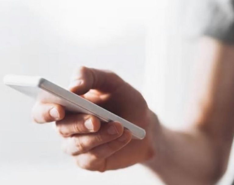 Conocé cómo borrar todos los datos del celular antes de venderlo | El ...
