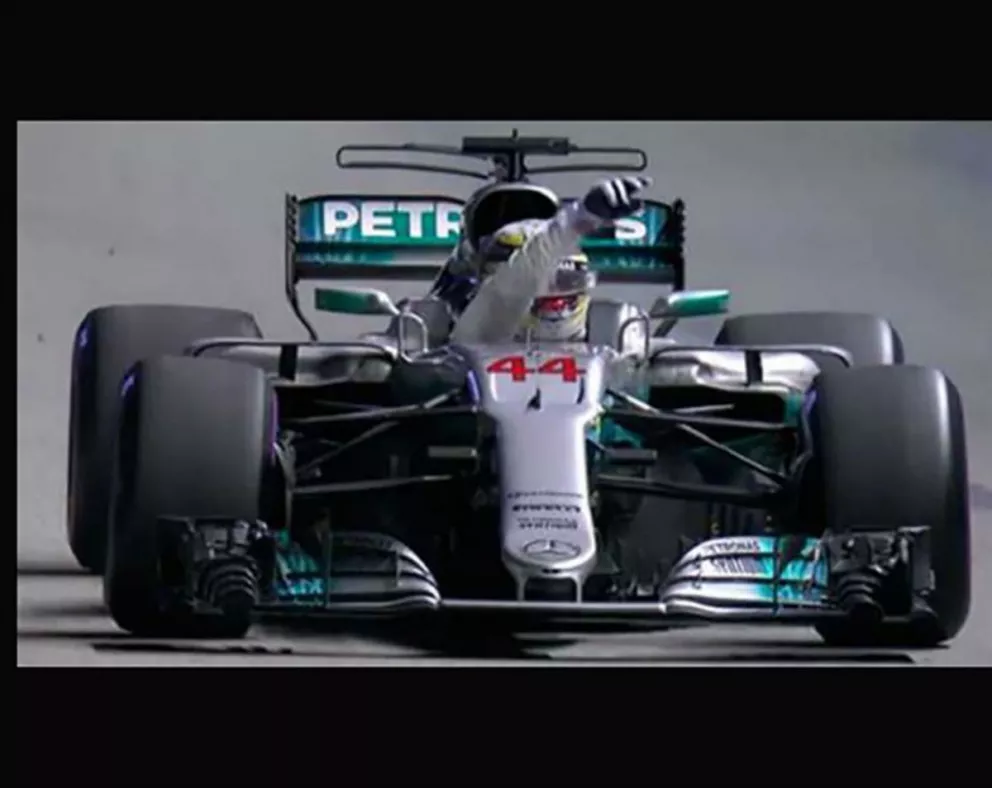 Fórmula 1: Hamilton estiró la ventaja en la pelea por el título