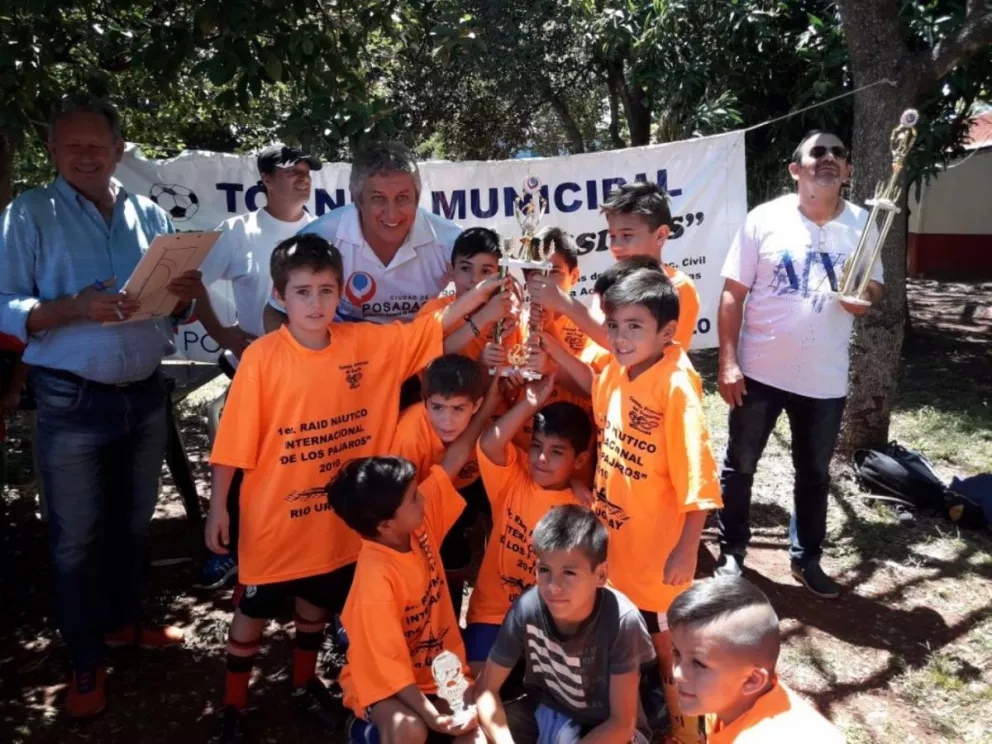 Finalizó el torneo municipal 'Gurisitos' en Villa Cabello