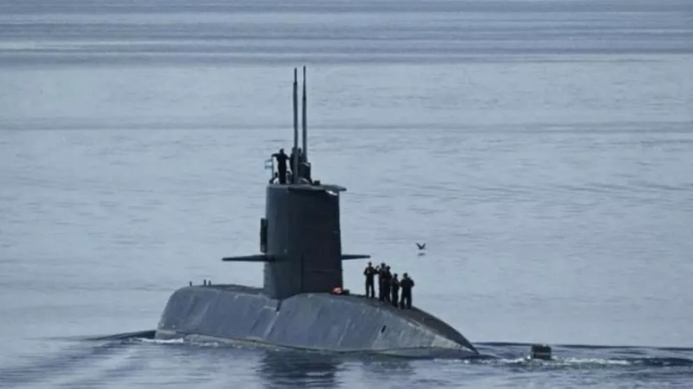 Una misionera integra la tripulación del submarino argentino perdido en el sur