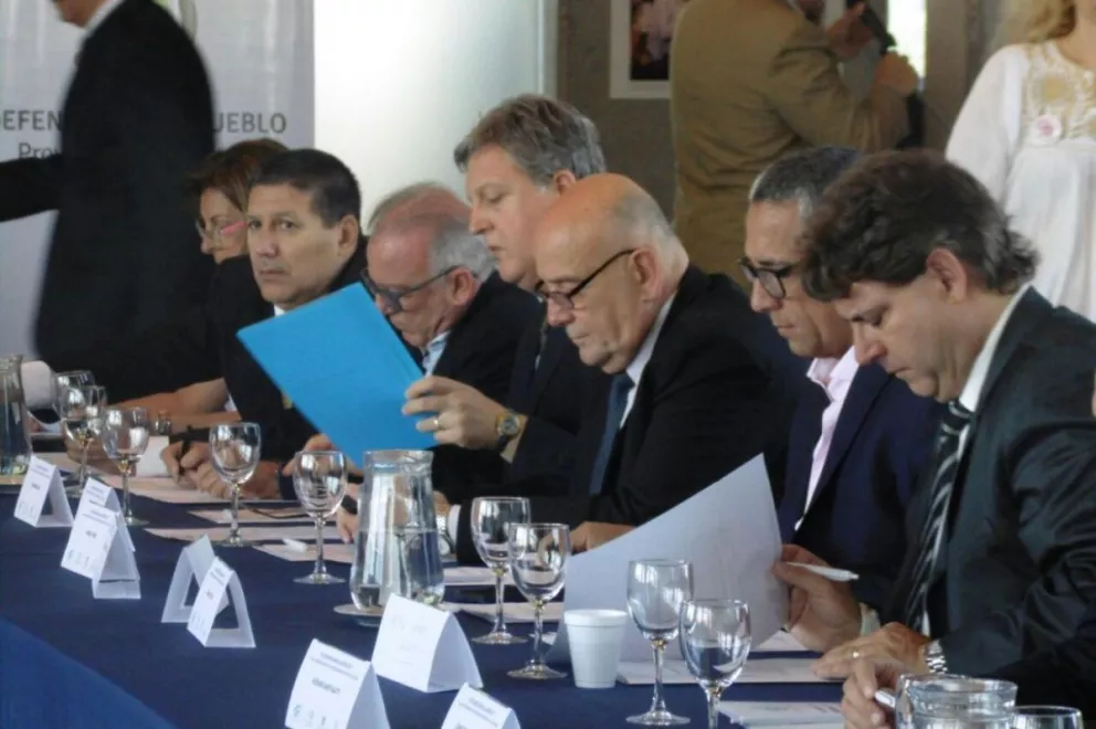 Penayo participa del IV Plenario de Defensores del Pueblo de Argentina