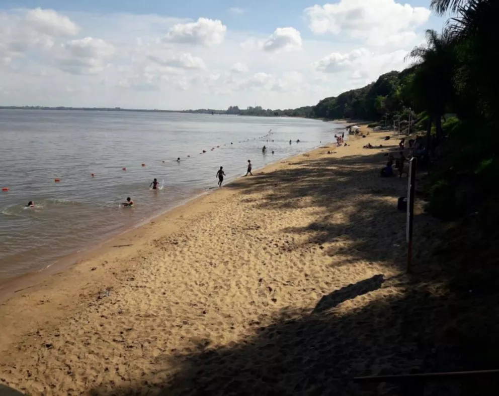 Ituzaingó: Inhabilitaron varias playas por la crecida del río Paraná