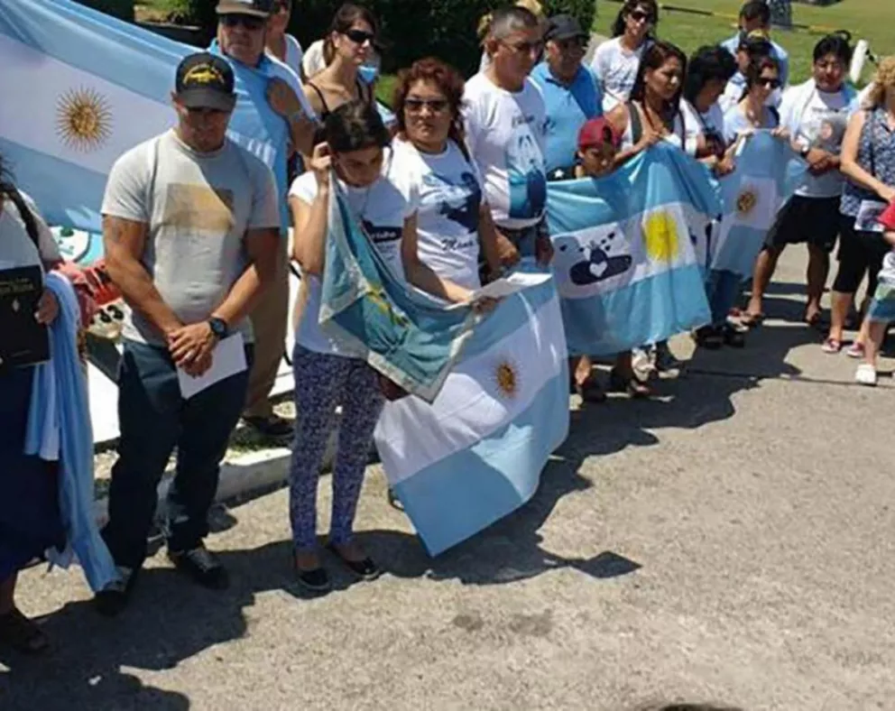  ARA San Juan: los familiares piden que “no los dejen solos” 