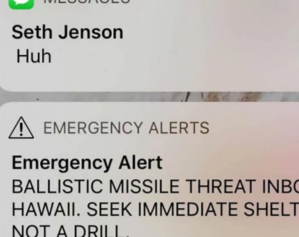  Se confundió de botón y mandó una alerta por ataque con misiles a todo Hawaii 