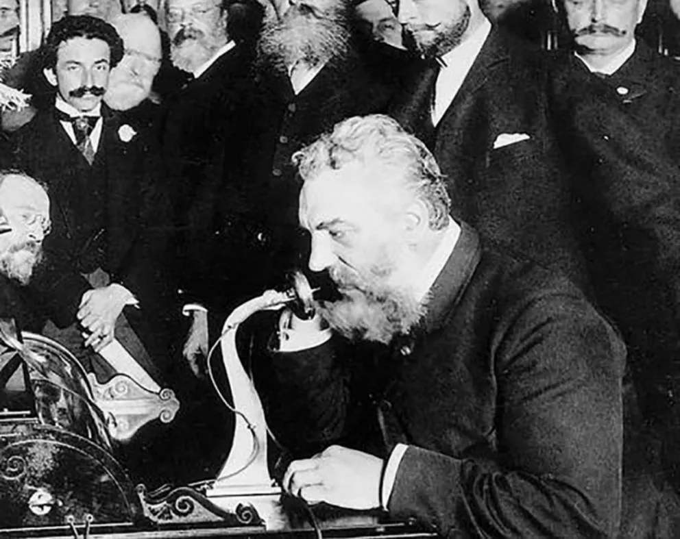 Un día como hoy...Graham Bell patentaba el teléfono