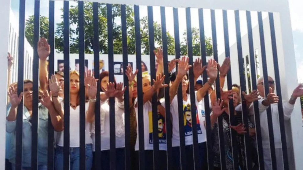 Familiares de presos políticos piden su libertad
