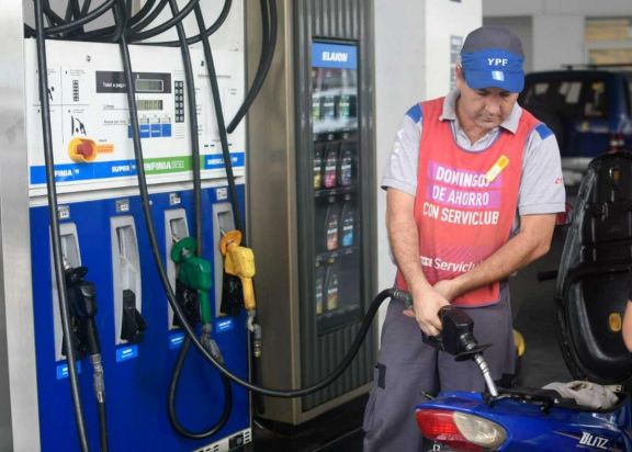 Dispar incremento en el valor de combustibles en la Provincia y se esperan nuevas subas