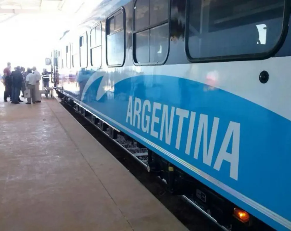 Trabajadores del tren internacional no cobraron por falta de fondos