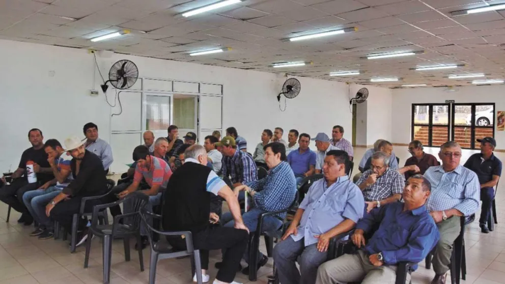 La idea es que se realice una reunión el primer sábado de cada mes en el SUM de Campo Viera.