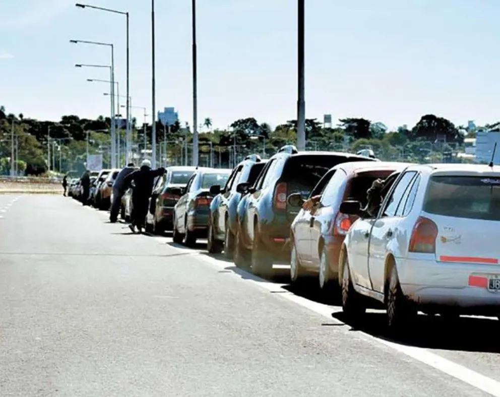 Comerciantes de Encarnación en alerta por la baja en el peso argentino