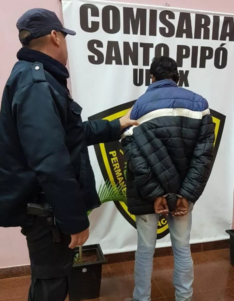 Dos detenidos por robo en Santo Pipó 