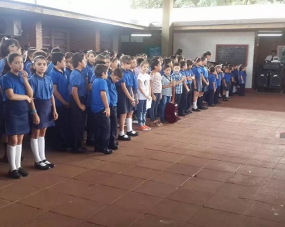 La primera escuela primaria de Villa Cabello celebra 40 años 
