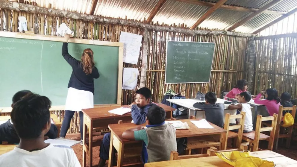 El Bailando: La historia de la escuela de la comunidad Mbya de Iguazú que apadrina Soledad Fandiño
