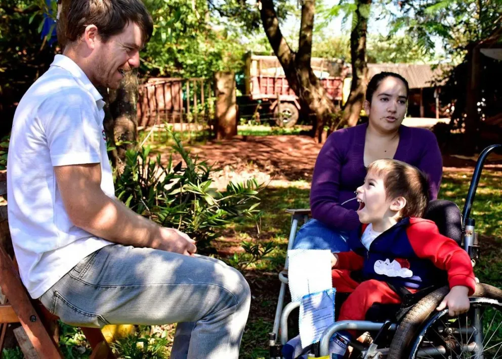 Julio, Marisa y el pequeño Enzo, una historia de fortaleza.