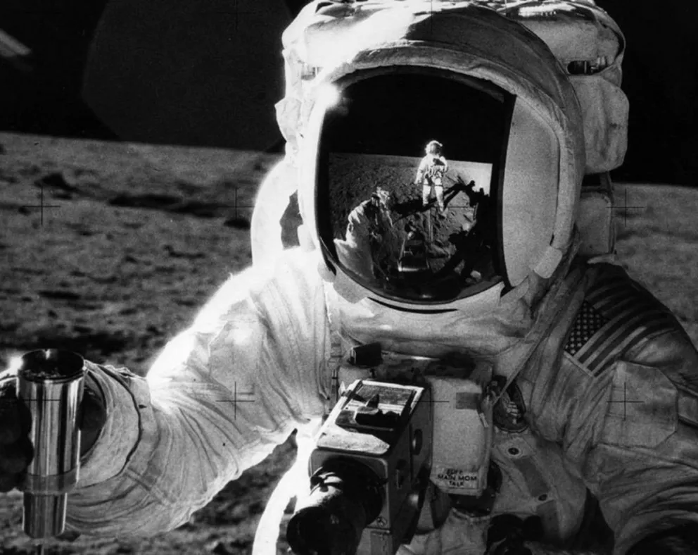 Murió el astronauta Alan Bean, uno de los primeros hombres en pisar la luna 