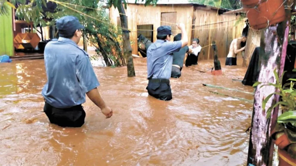 Cayeron más de 100 milímetros de lluvia y hubo 260 familias afectadas