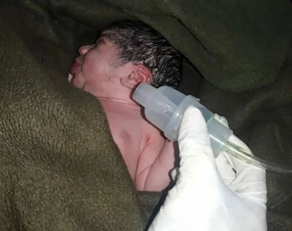 “La bebé se encuentra en buen estado de salud y con cuidados mínimos”