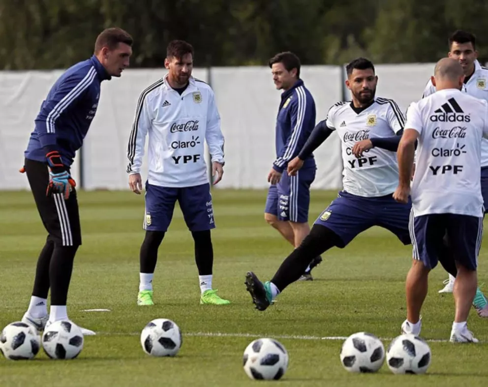 Selección argentina: Biglia, Mascherano y Salvio volvieron a ser titulares en la práctica