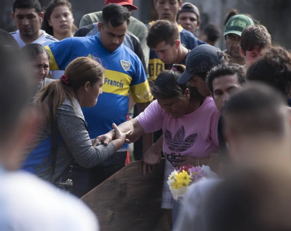 Homicidio en el barrio A 3-2: “La Policía ya lo tenía amenazado a mi hermano”