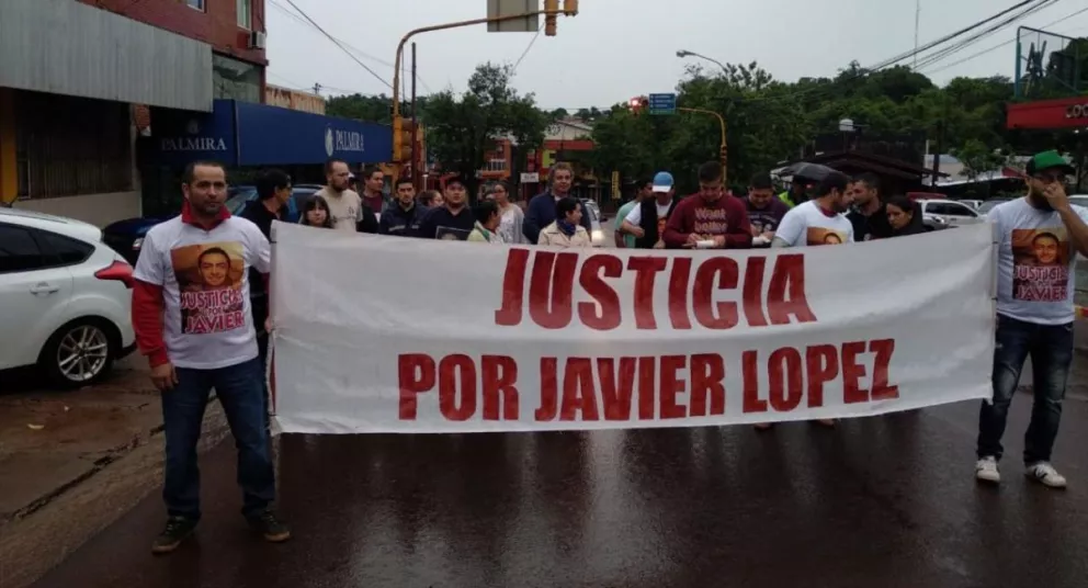 Eldorado: Marcha por Javier López pidiendo la no excarcelación de Fonseca