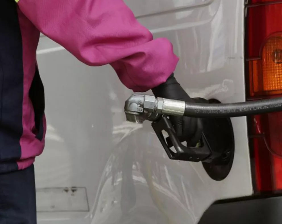 Axion bajó los precios de sus combustibles hasta 3,2 por ciento