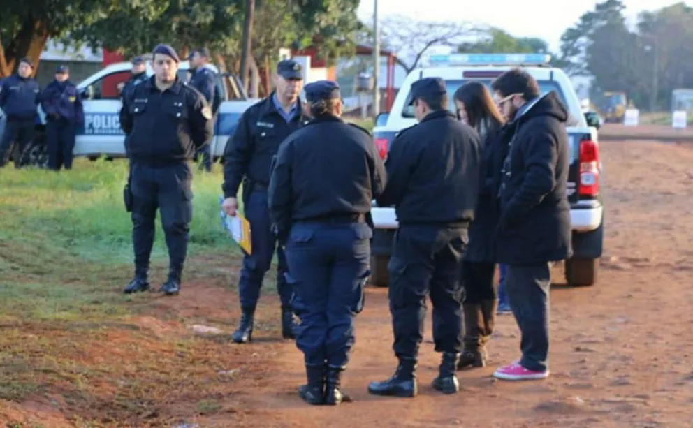 Sin plata para alquilar, una familia fue refugiada en hogar municipal