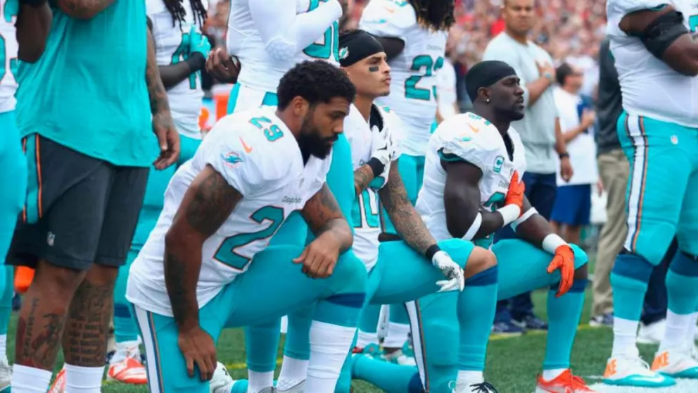 La curiosa protesta de los jugadores de Miami Dolphins