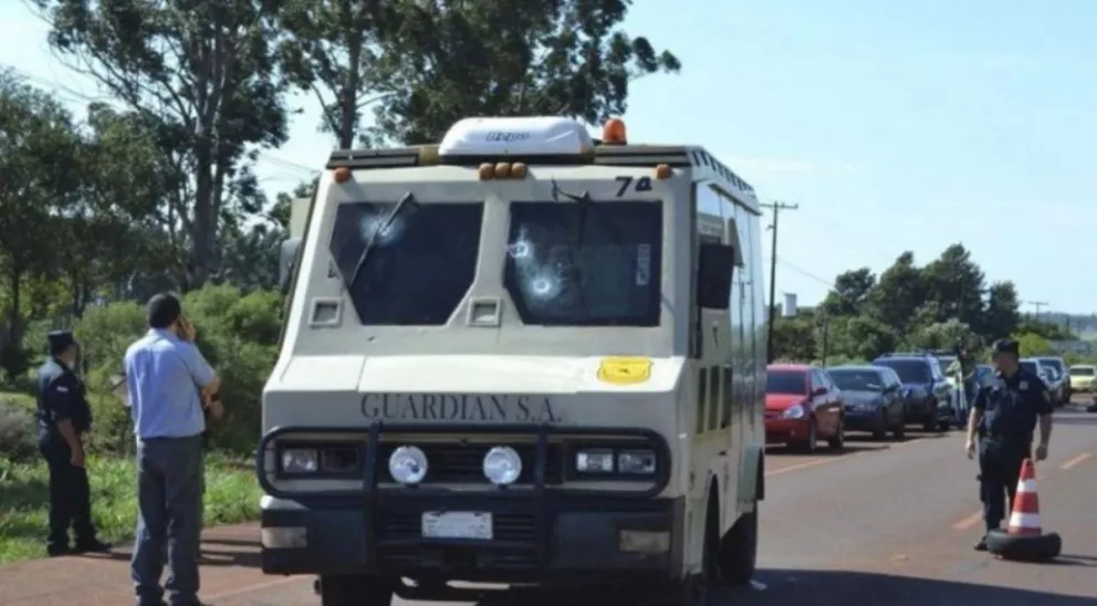 Equipo comando brasileño asaltó transporte de caudales en Paraguay