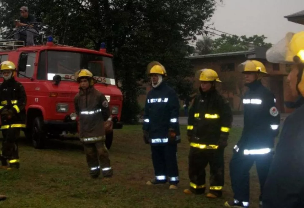 En Misiones y el país, sirenazo de los bomberos por los ajustes