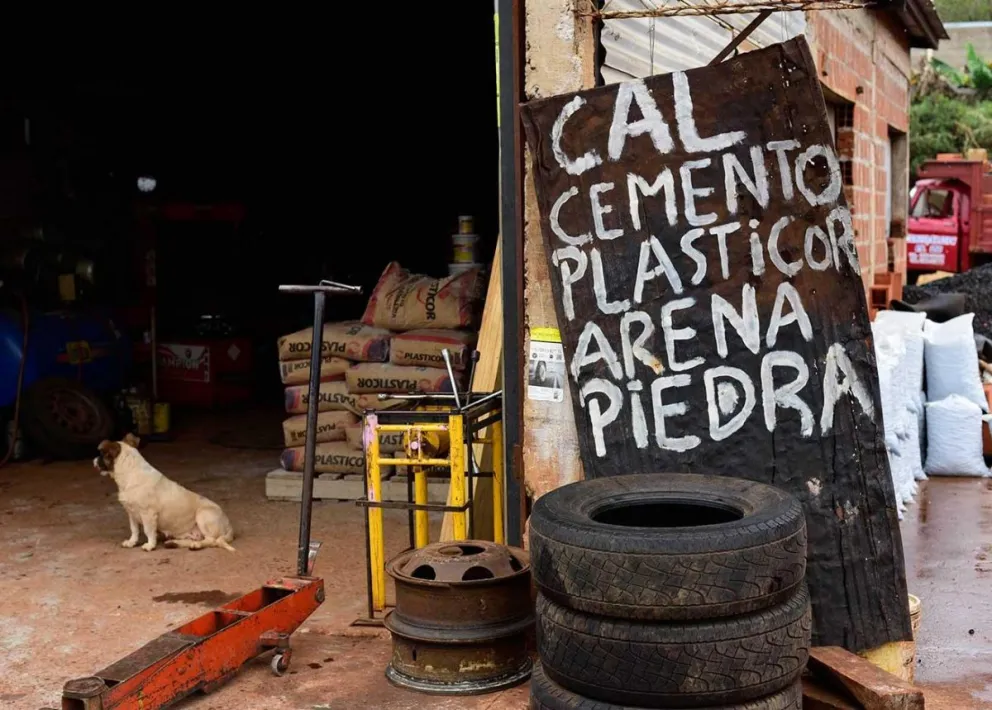 El sector de la construcción en alerta tras la corrida cambiaria.