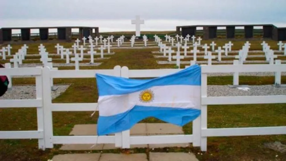 Malvinas: Nuevas identificaciones de soldados en el cementerio de Darwin