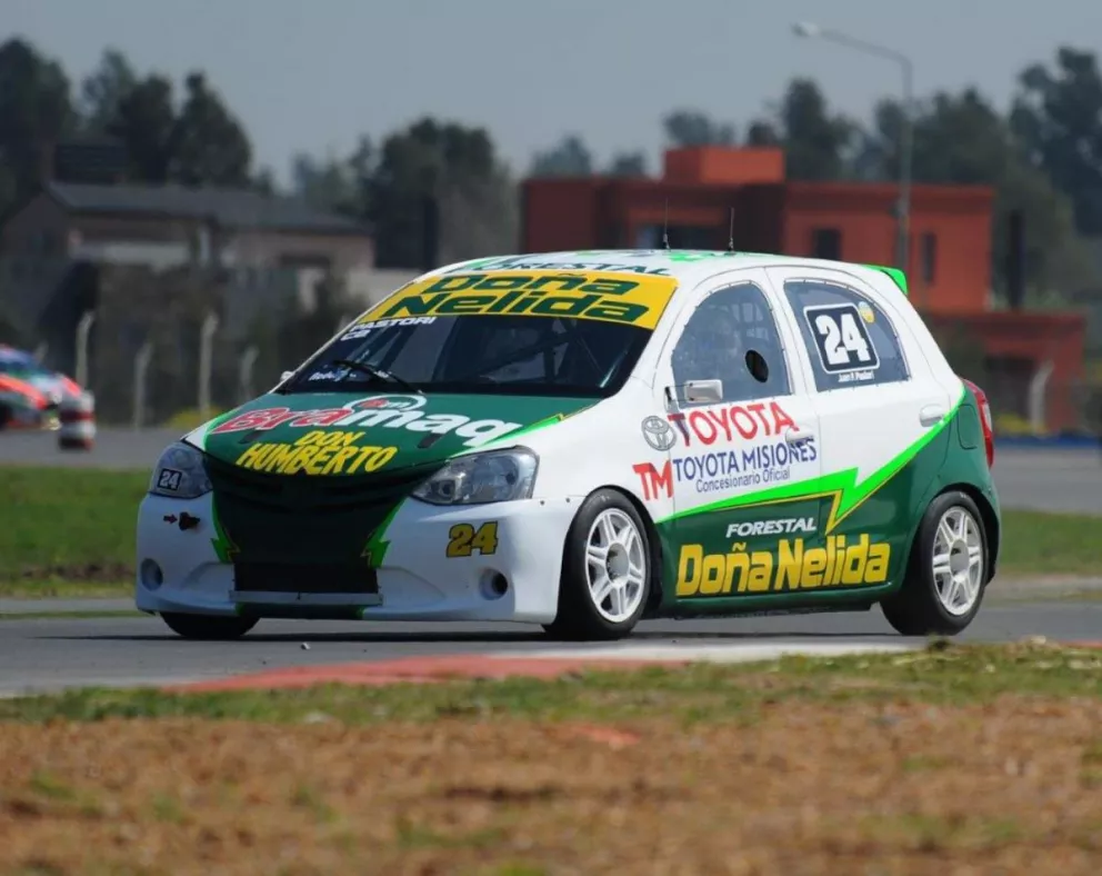 Pastori clasificó 7° en Rosario y larga tercero en la primera serie de la Clase 2