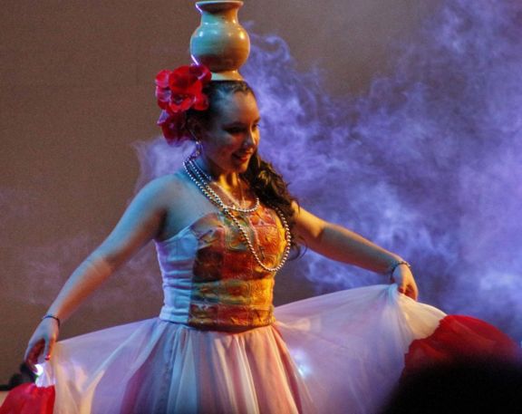 Mirá las postales que dejó la primera noche de la Fiesta Nacional del Inmigrante Mirá las postales que dejó la primera noche de la Fiesta Nacional del Inmigrante