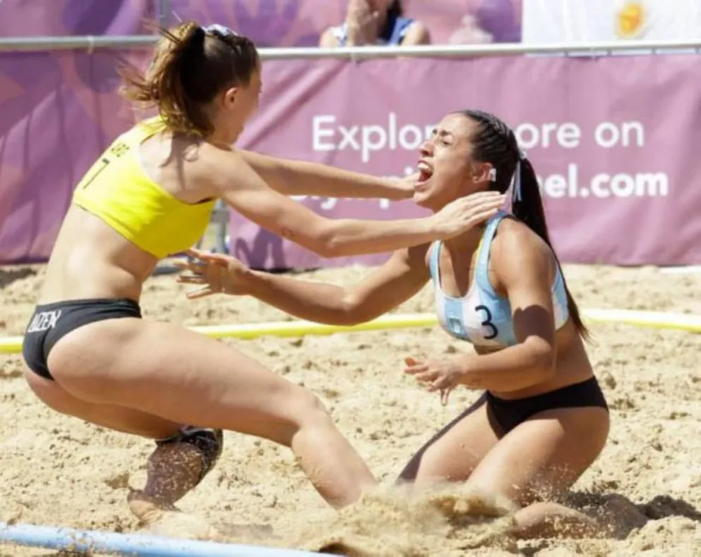 Medalla de oro para Argentina en beach handball femenino  