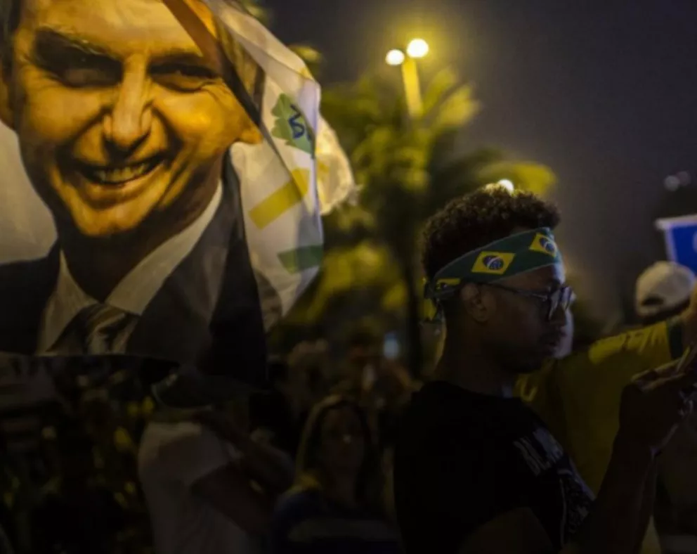 Bolsonaro le sacó casi 20 puntos a Haddad, pero habrá balotaje en Brasil