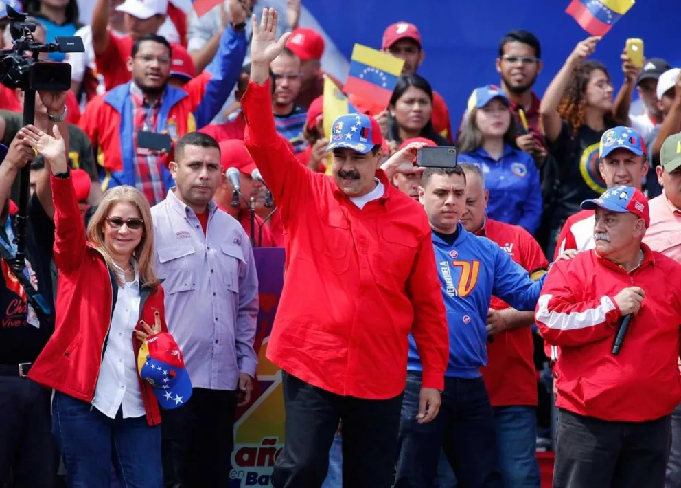A 20 años de la llegada al poder de Hugo Chávez, Maduro concentró una marcha oficialista.