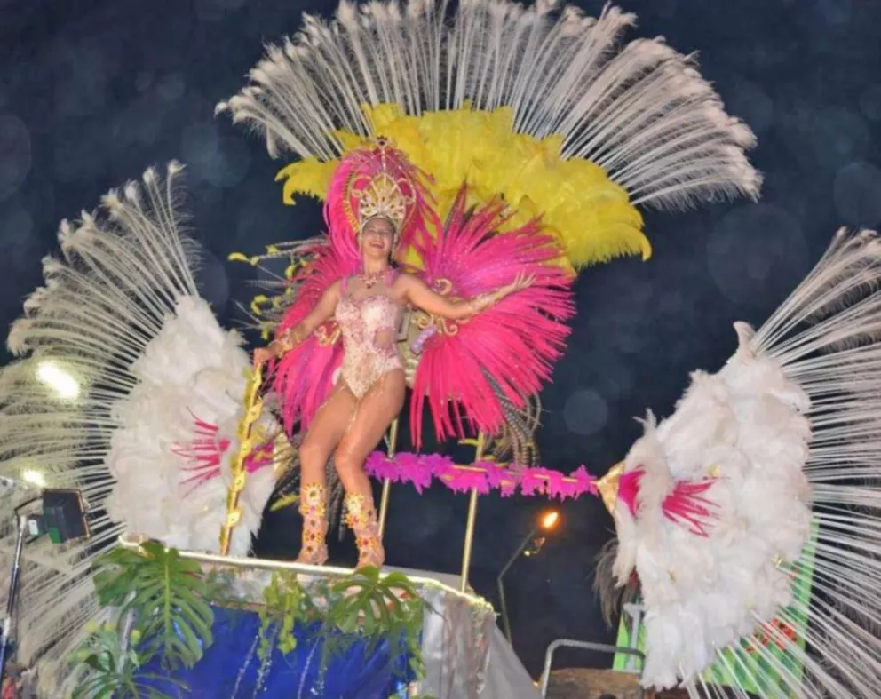 Espectacular inicio de los Carnavales Apostoleños 2019