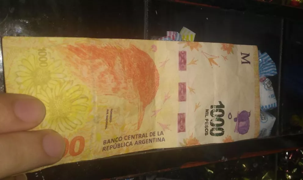 Candelaria: Temor en comerciantes por la aparición de billetes falsos de mil pesos 