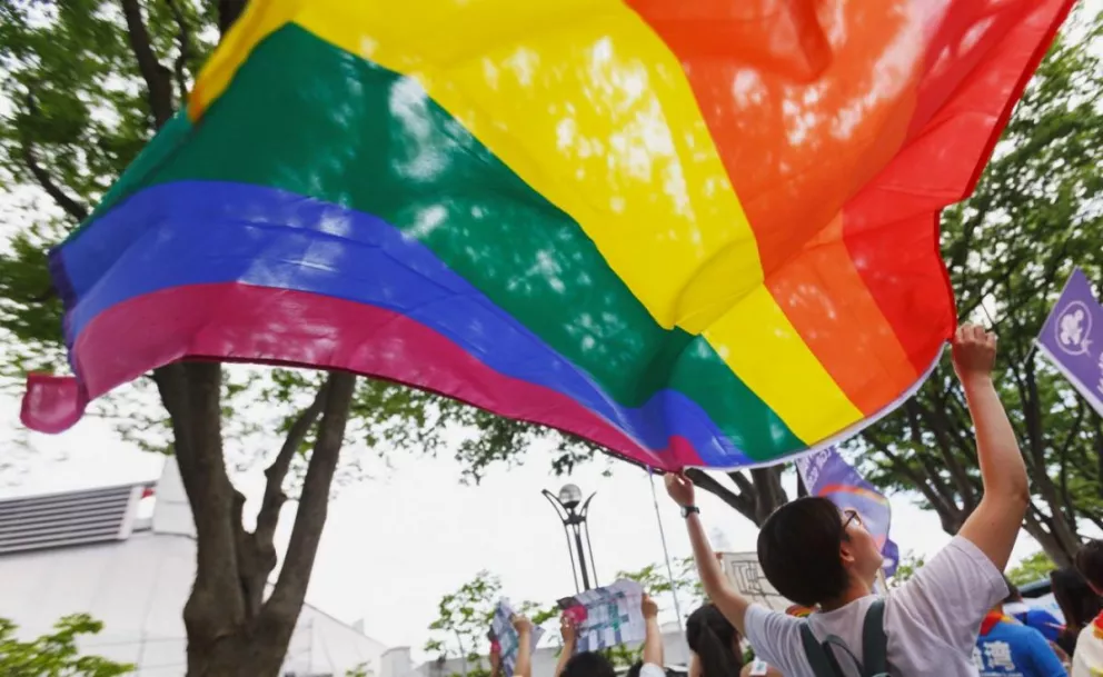 Escocia será el primer país en impartir educación LGBT en la escuela