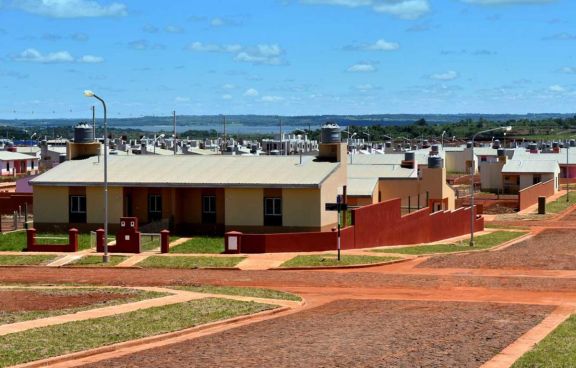 Casas de Iprodha en Itaembé Guazú Casas de Iprodha en Itaembé Guazú