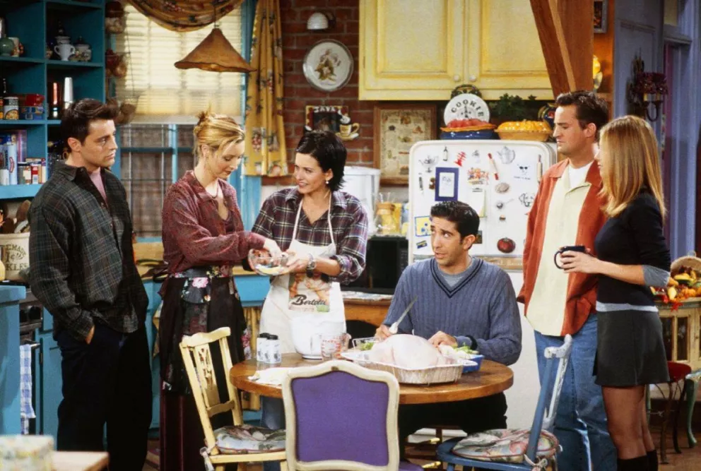 A 14 años de su fin, Friends genera al año U$S 1000 millones a Warner y 20 a cada protagonista