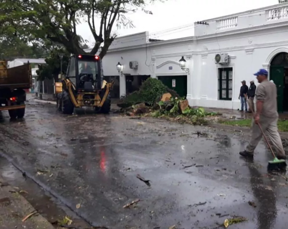Fuerte temporal causó daños en Ituzaingó