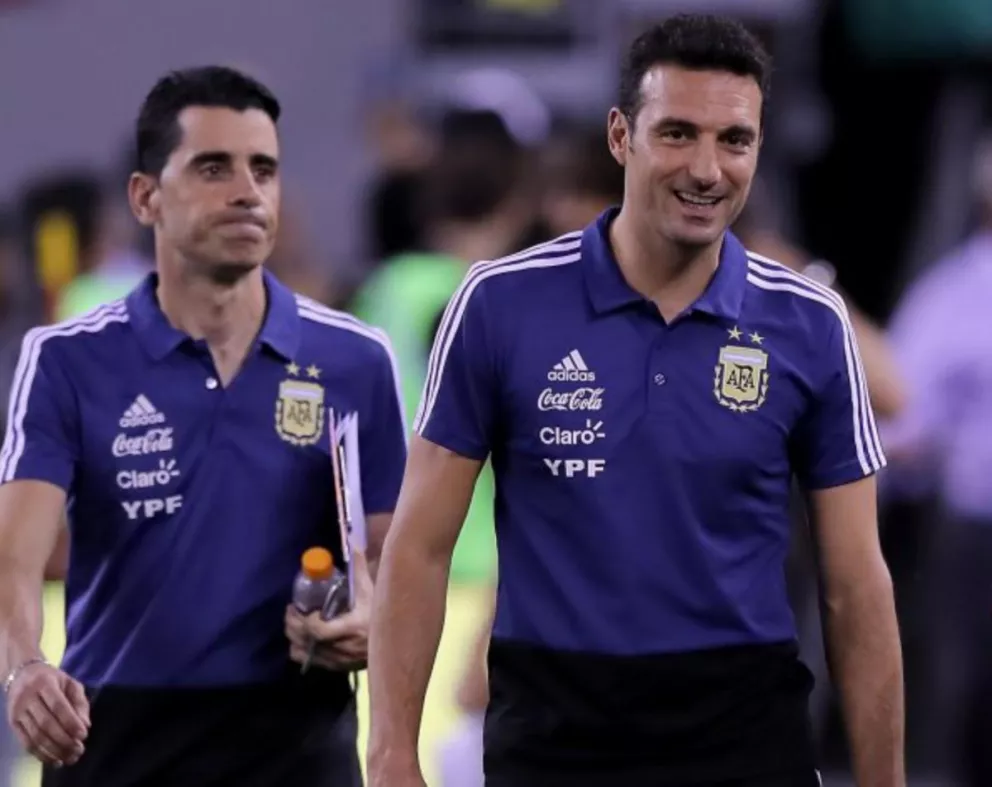 Scaloni dio la lista de convocados para jugar con México: habrá cuatro regresos y un debut 