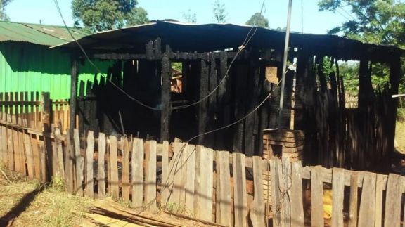 Discusión Boca-River: Sigue prófugo tras incendiar la casa de su ex cuñado Discusión Boca-River: Sigue prófugo tras incendiar la casa de su ex cuñado