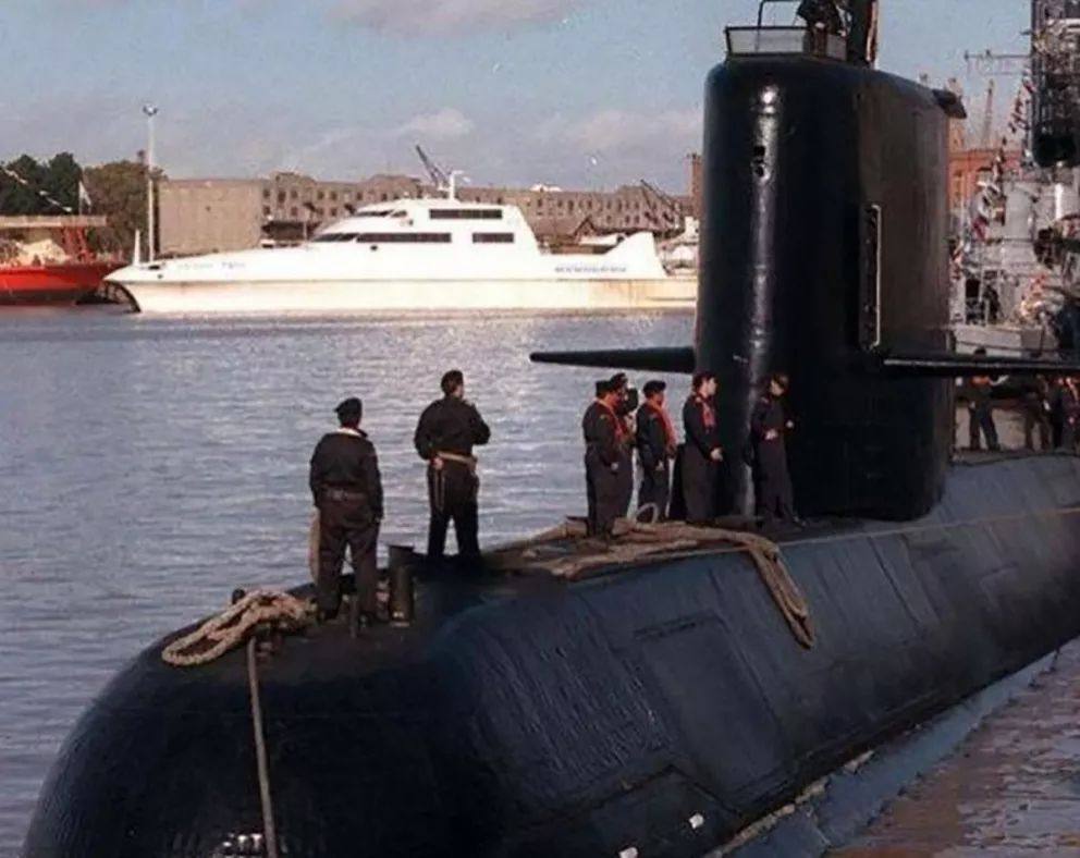 Los familiares vieron tres imágenes del submarino ARA San Juan