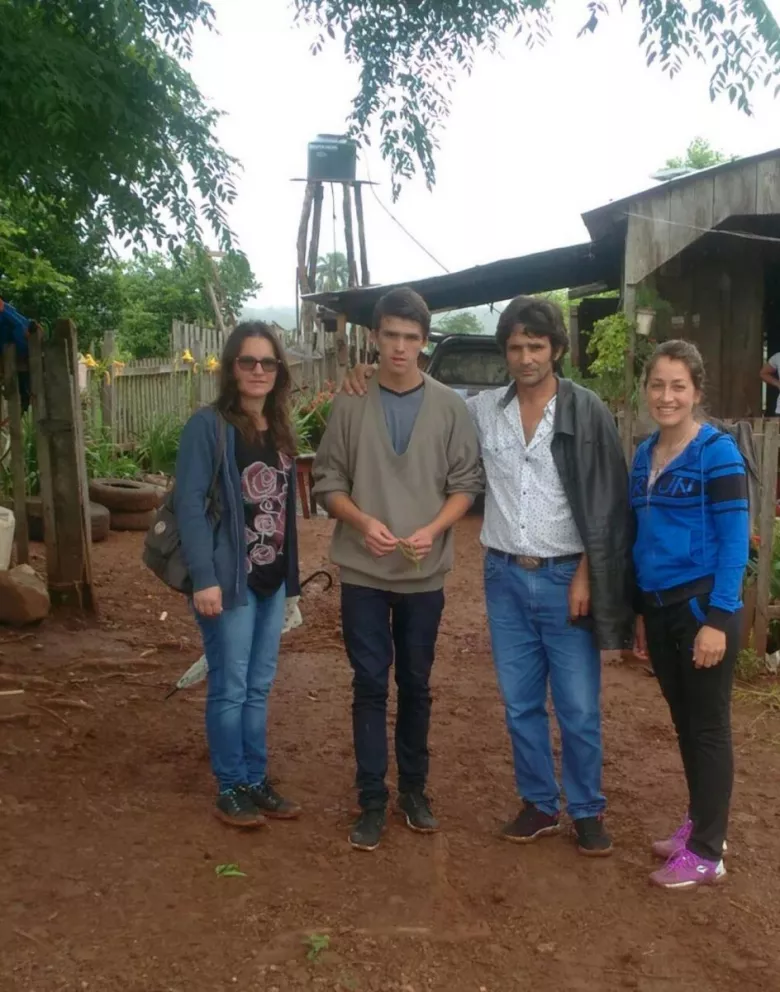 Esteban se reencontró con su familia en Pozo Azul