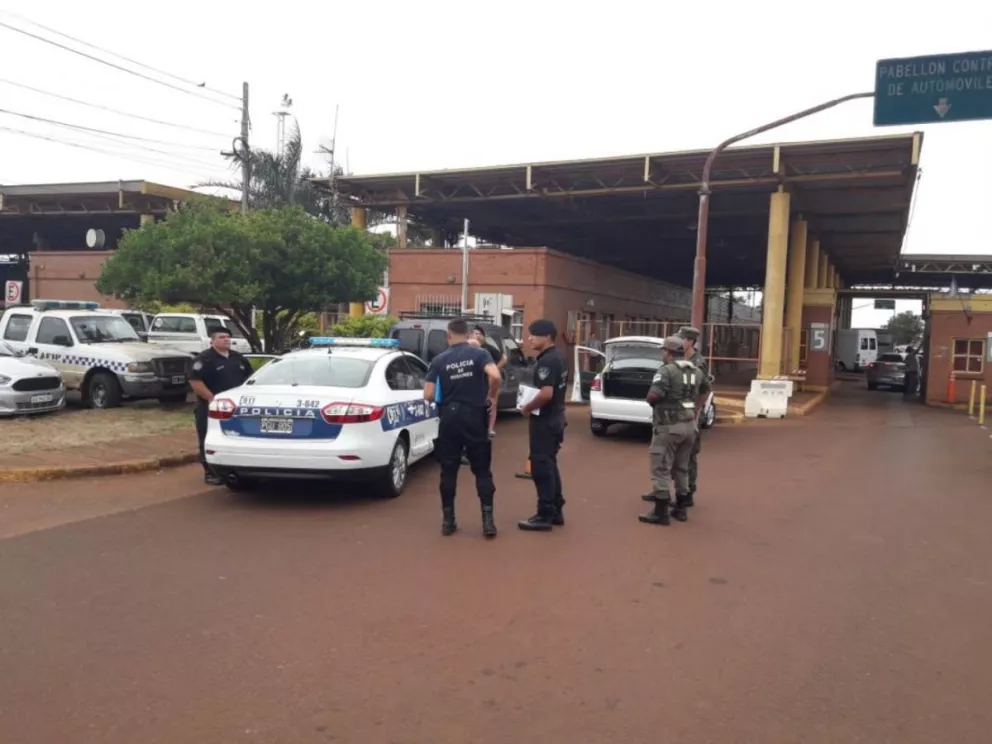 Son dos los detenidos por intentar llevar a una adolescente a Paraguay en un baúl de un taxi