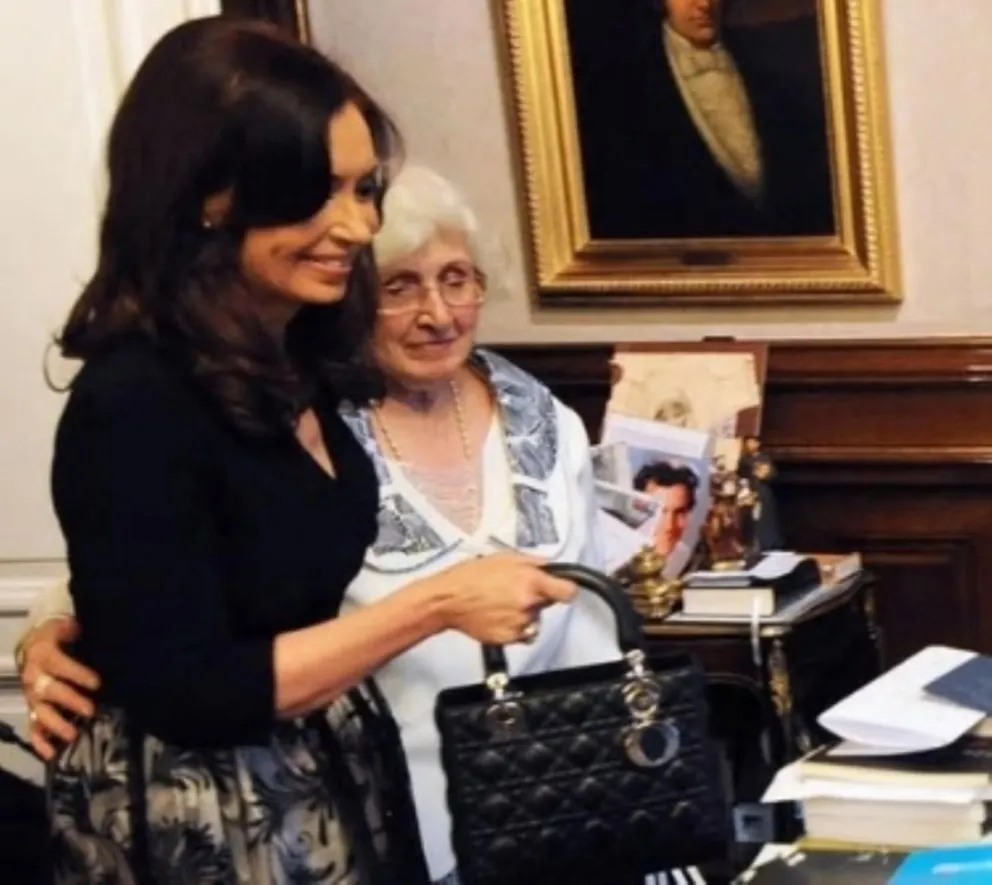 Murió Ofelia Wilhelm, la madre de Cristina Kirchner