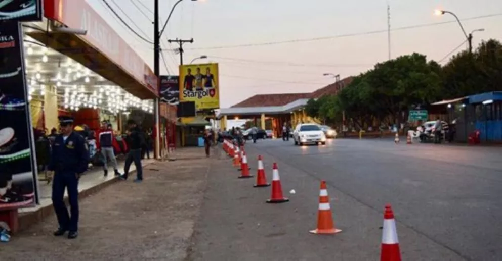 Encarnación: Policía Municipal identificó a los que cobran por agilizar el cruce   