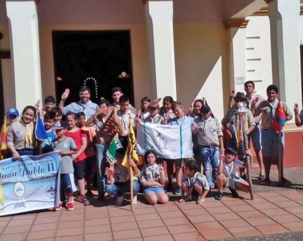 Grupo de scouts de Ituzaingó realizan campaña solidaria por los afectados del temporal